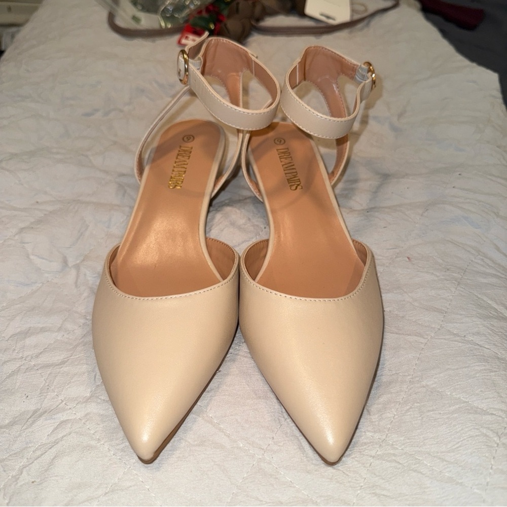 Dream Pairs Cream Pointed Toe Heels. Career Capsule Wardrobe
